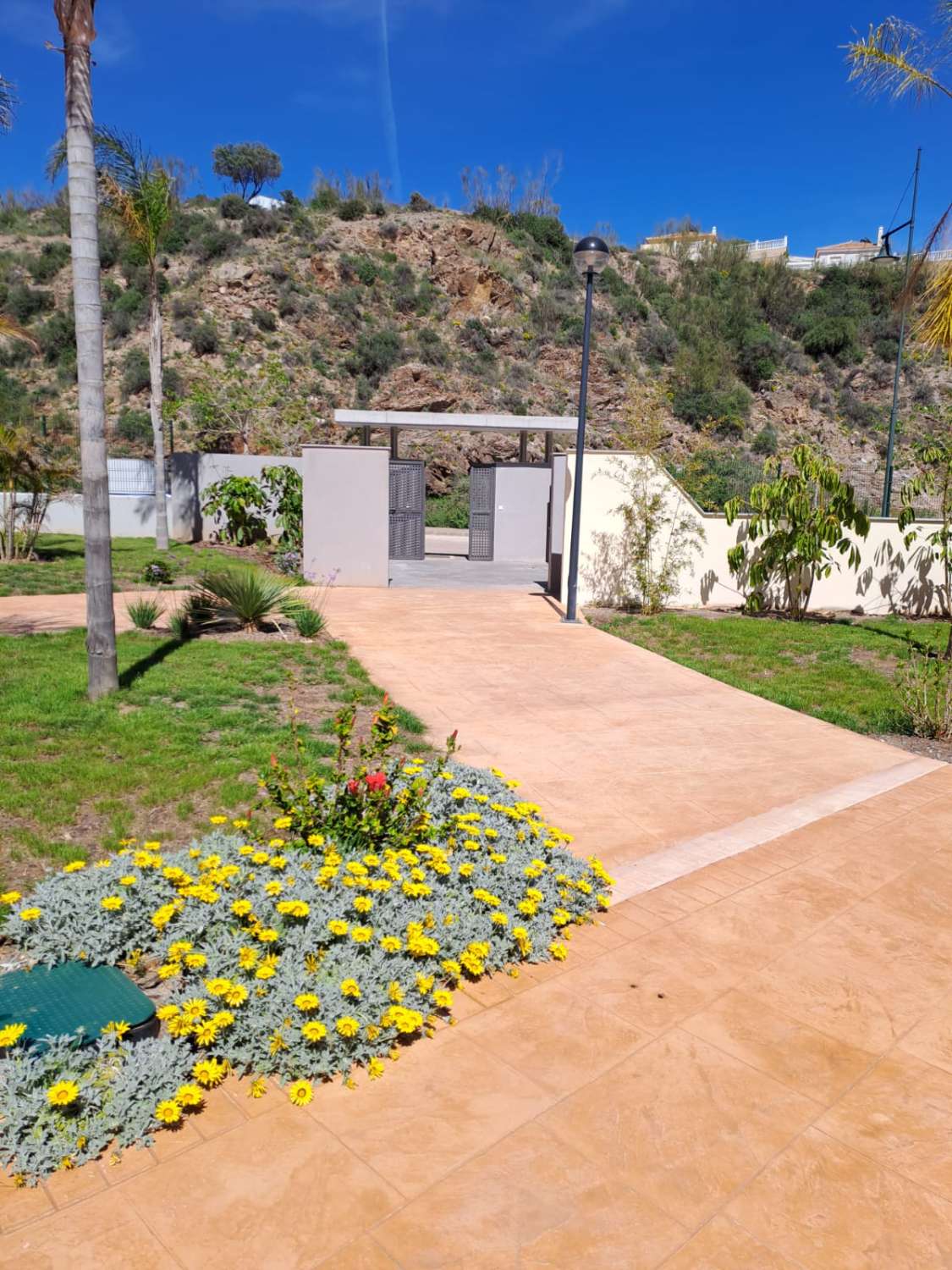 Piso en venta en Valle Niza, Almayate Bajo