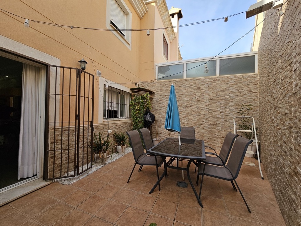 Amazing Semi-detached House in Vélez Málaga