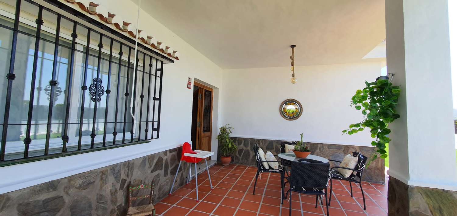 Great Country House in Canillas de Aceituno