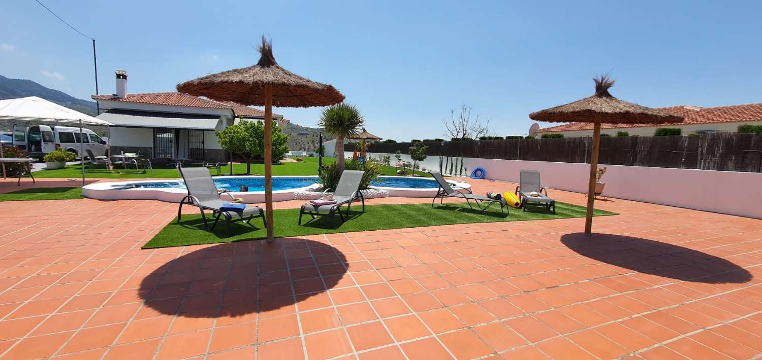 Great Country House in Canillas de Aceituno