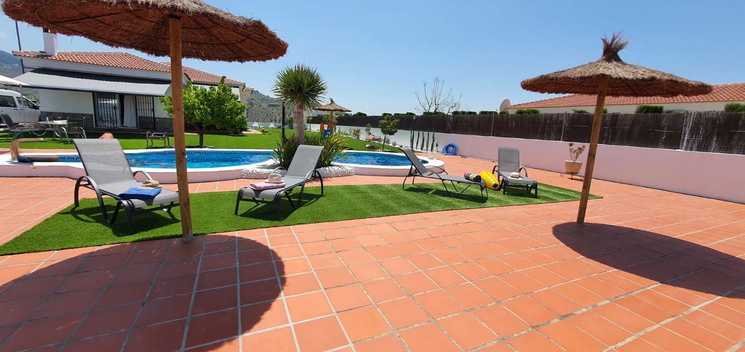 Great Country House in Canillas de Aceituno