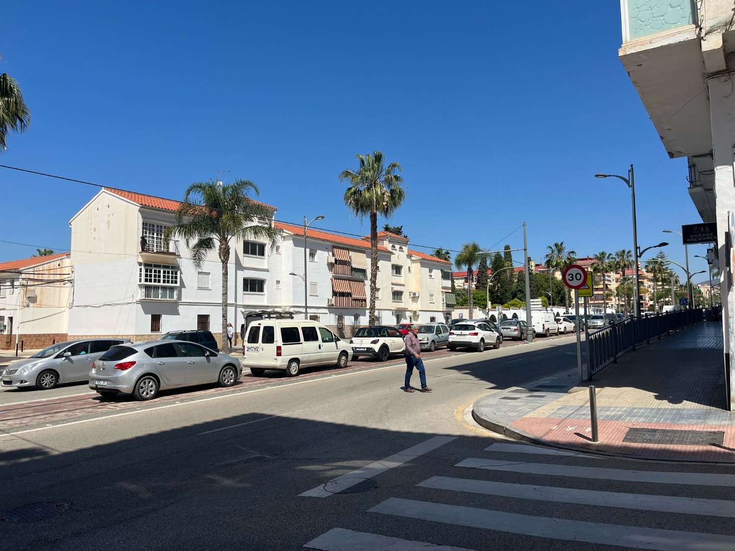 Kommersiell till salu i centrum av Vélez Málaga