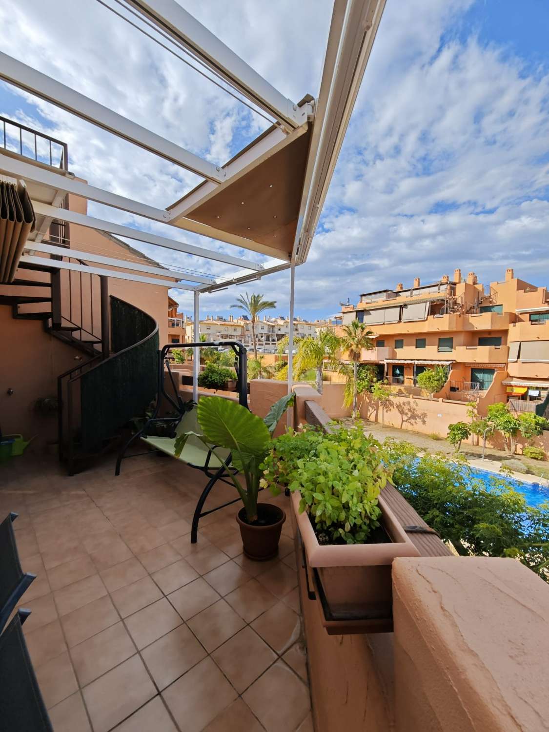 Storslået Duplex Penthouse i Torre del Mar, Tomillar