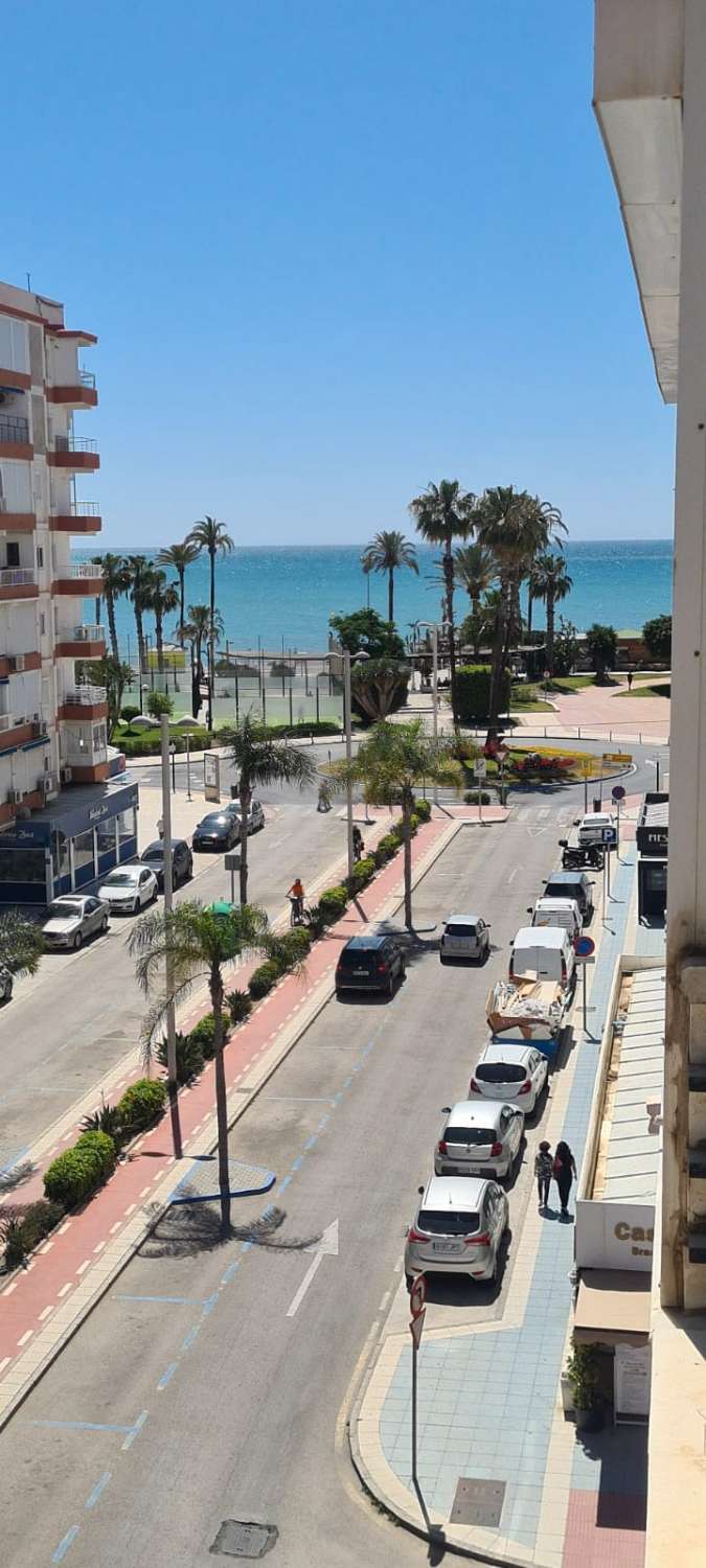 Vue sur la mer, appartement à vendre à Torre del Mar, à 50 m de la plage