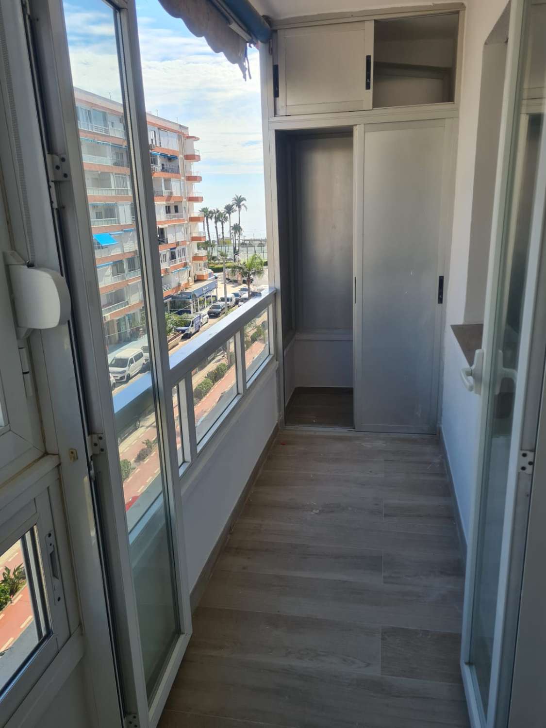 Vistas al Mar , piso en venta en Torre del  Mar , 50 m de la playa