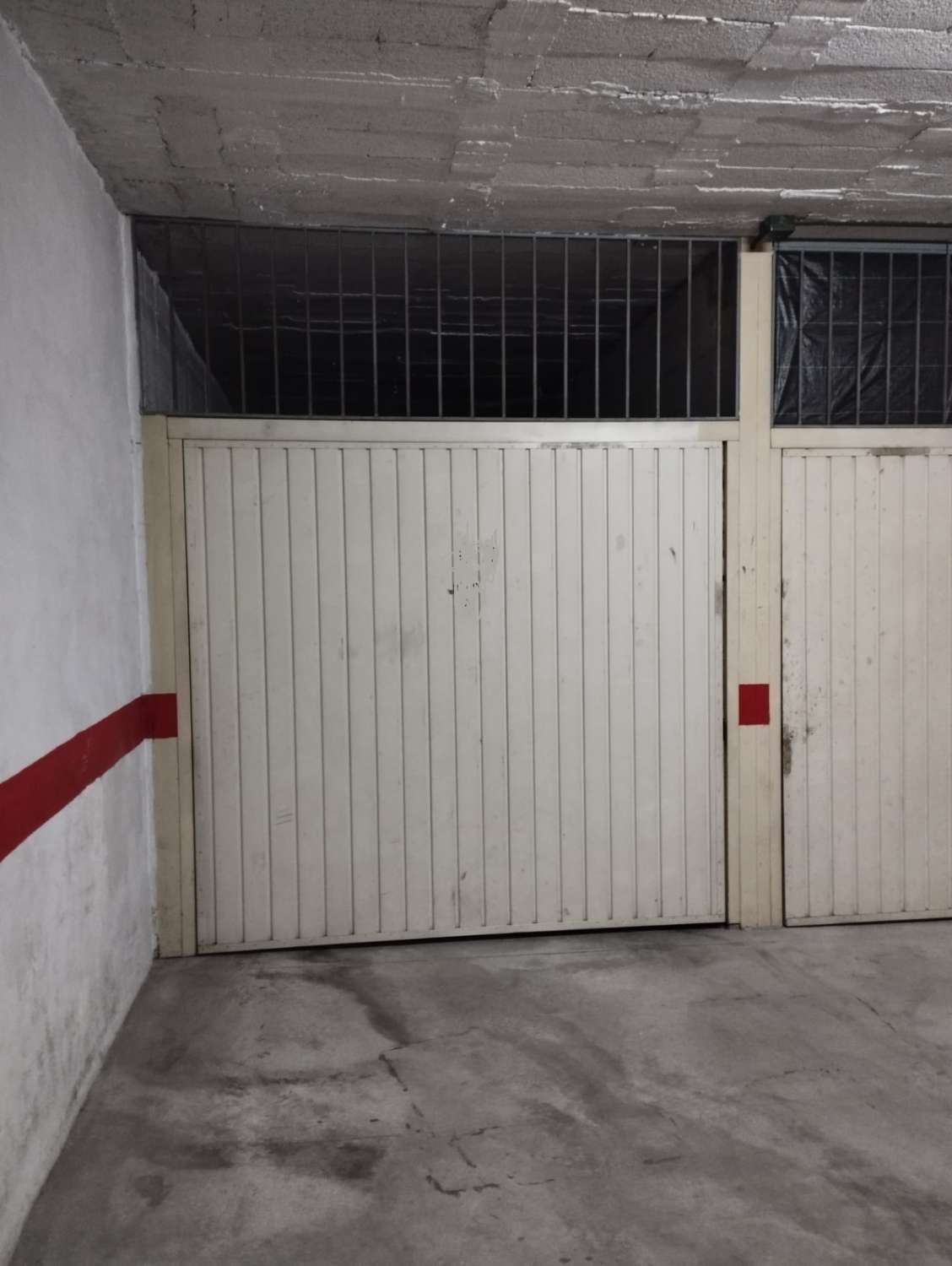 APPARTEMENT MET 2 SLAAPKAMERS EN TERRAS; ZWEMBAD EN GARAGE - TORRE DEL MAR