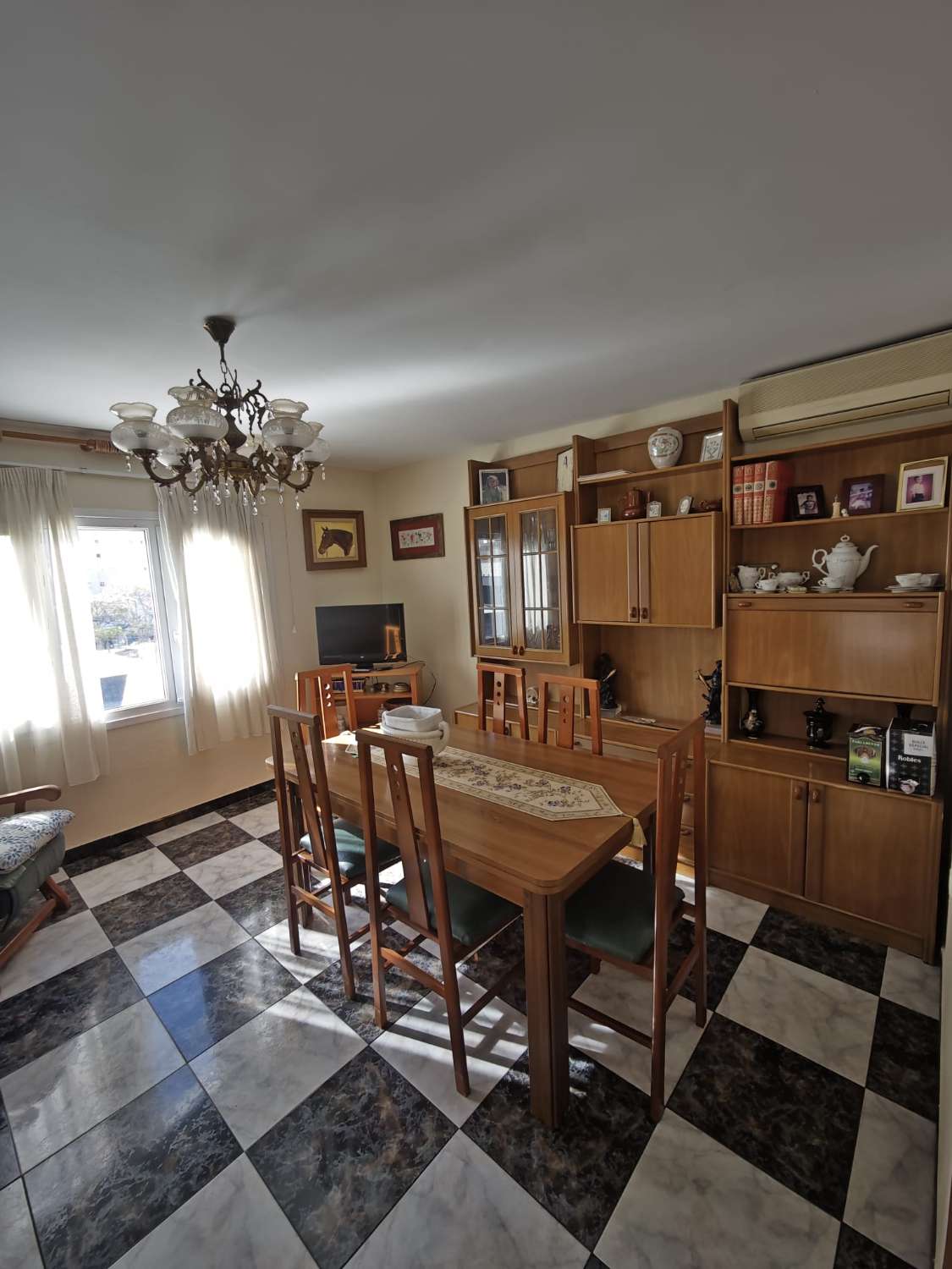 Groot appartement te koop in Vélez-Málaga